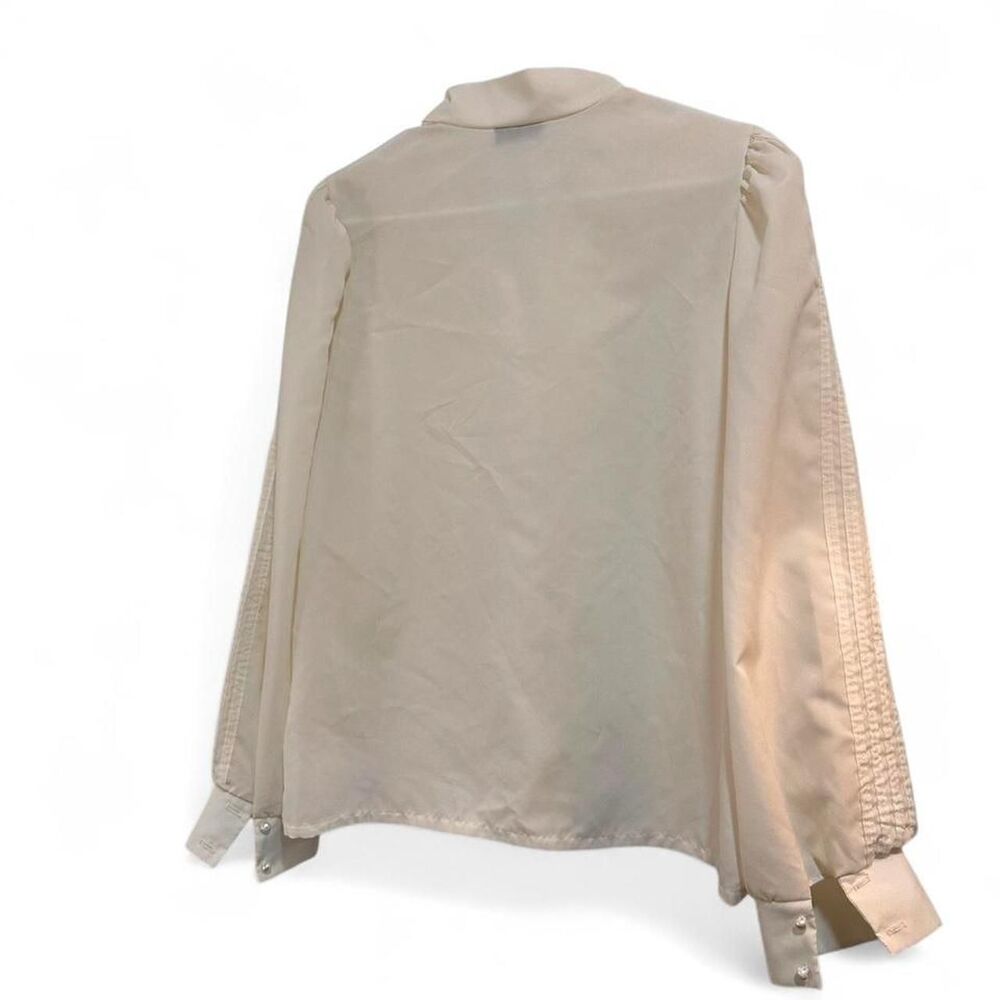 VINTAGE Women's Cream and White Blouse - Picture 7 of 7